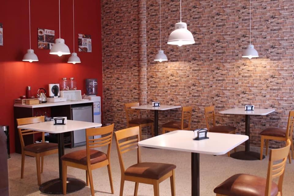 Hotel Ychoalay Caz 레콩키스타 외부 사진